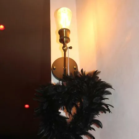 Non Disponible 2*